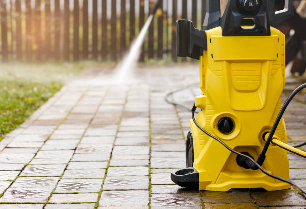 Best Animal Enclosure Cleaning  in Moodus, CT